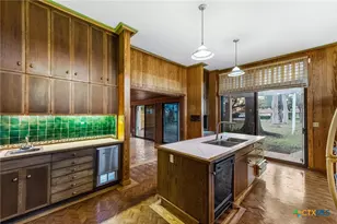 1049 Allen Ave, New Braunfels, TX 78130 - Photo 32