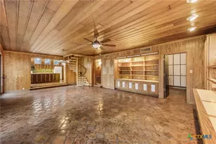 1049 Allen Ave, New Braunfels, TX 78130 - Photo 36