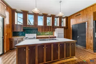 1049 Allen Ave, New Braunfels, TX 78130 - Photo 30