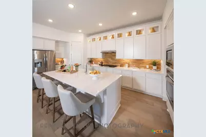 807 Fort Stockton, San Antonio, TX 78245 - Photo 4