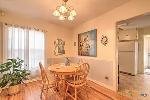 907 S 39th St, Temple, TX 76504 - Photo 12