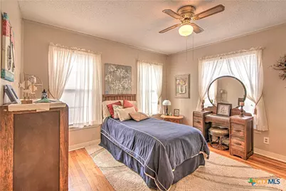 907 S 39th Street, Temple, TX 76504 - Photo 24