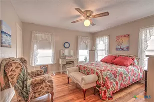 907 S 39th St, Temple, TX 76504 - Photo 22