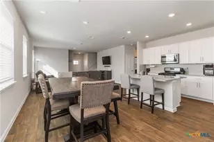 104 Sky Meadows Cir, San Marcos, TX 78666 - Photo 6