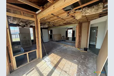 731 W Live Oak Street, Port Lavaca, TX 77979 - Photo 4