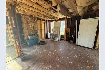 731 W Live Oak Street, Port Lavaca, TX 77979 - Photo 6