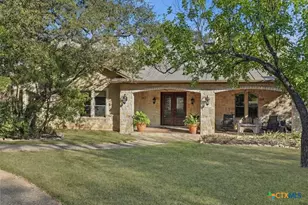 133 Mariposa Loop, New Braunfels, TX 78132 - Photo 4