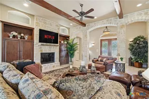 133 Mariposa Loop, New Braunfels, TX 78132 - Photo 10