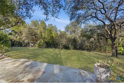 133 Mariposa Loop, New Braunfels, TX 78132 - Photo 38