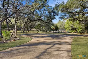 133 Mariposa Loop, New Braunfels, TX 78132 - Photo 2