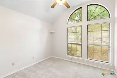 1502 Oak Knoll Lane, Lockhart, TX 78644 - Photo 14