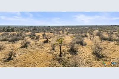 6304 County Road 110, Llano, TX 78643 - Photo 8