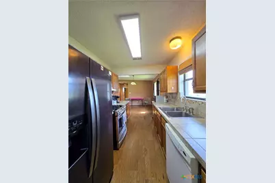 1495 W Bayshore Drive, Palacios, TX 77465 - Photo 22