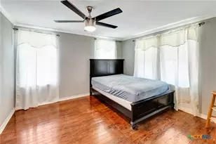 1303 E North St, Victoria, TX 77901 - Photo 20