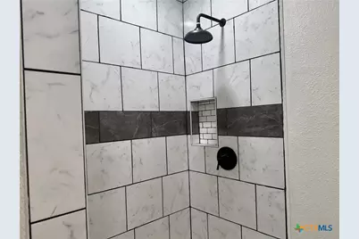 2204 E Colorado Street, Victoria, TX 77901 - Photo 12