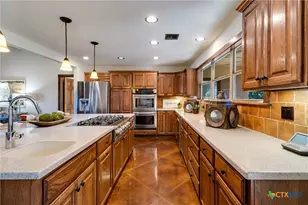 130 Mallard Dr, Boerne, TX 78006 - Photo 8