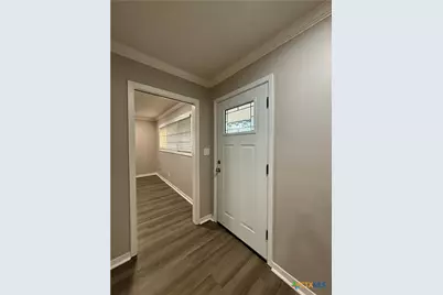 2407 E Airline Road, Victoria, TX 77901 - Photo 2