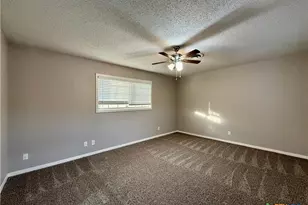 2407 E Airline Rd, Victoria, TX 77901 - Photo 26