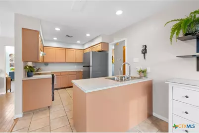 7114 N Lakeview Drive, Salado, TX 76571 - Photo 20