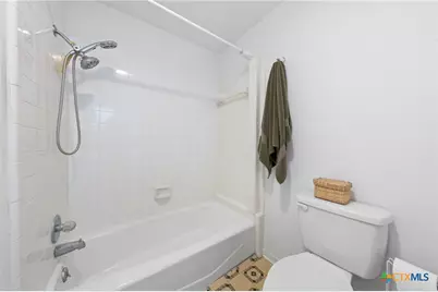 7114 N Lakeview Drive, Salado, TX 76571 - Photo 32