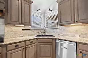 850 Ridgeoak Dr, Belton, TX 76513 - Photo 10