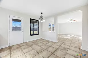 2030 Castleberry Ridge, New Braunfels, TX 78130 - Photo 16