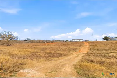 653 County Road 390, Gonzales, TX 78629 - Photo 2