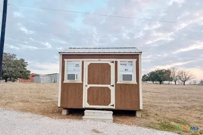 653 County Road 390, Gonzales, TX 78629 - Photo 30
