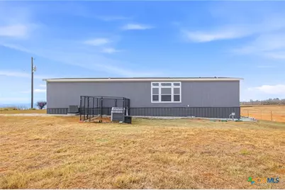 653 County Road 390, Gonzales, TX 78629 - Photo 24