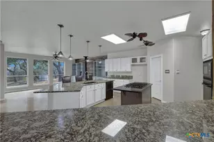 150 Hidden Hollow, New Braunfels, TX 78132 - Photo 14