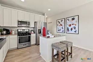 275 Tailwind Dr, Kyle, TX 78640 - Photo 4