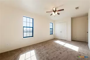 606 Redbud Dr, Copperas Cove, TX 76522 - Photo 10