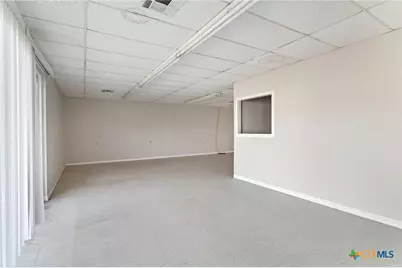 625 S Wells, Edna, TX 77957 - Photo 20