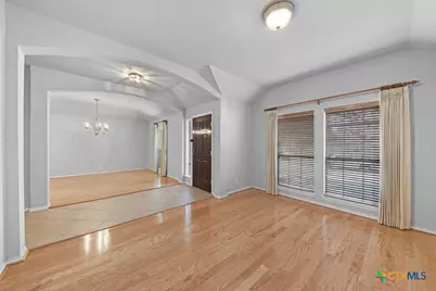 1936 Oak Glen, New Braunfels, TX 78132 - Photo 10