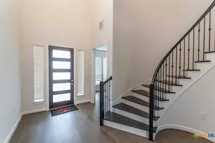 208 Lodestone Ln, Lakeway, TX 78738 - Photo 2