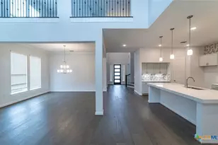 208 Lodestone Ln, Lakeway, TX 78738 - Photo 6