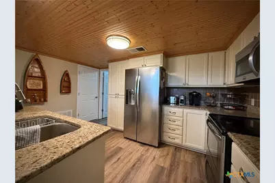 17901 S 87 N, Victoria, TX 77904 - Photo 20