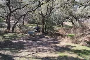 17901 S 87 N, Victoria, TX 77904 - Photo 14