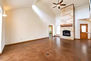 329 Sunrise Hills, Lampasas, TX 76550 - Photo 4