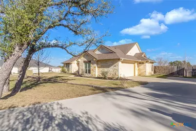 329 Sunrise Hills, Lampasas, TX 76550 - Photo 2