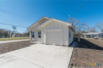 403 Bauer Street, Seguin, TX 78155 - Photo 22