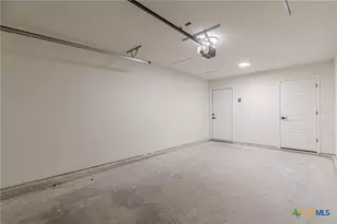 403 Bauer St, Seguin, TX 78155 - Photo 24