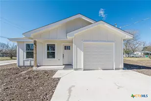 403 Bauer St, Seguin, TX 78155 - Photo 26