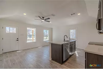 403 Bauer Street, Seguin, TX 78155 - Photo 18