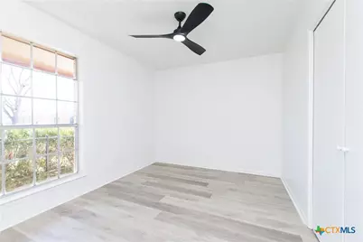 1609 Hughes Avenue, Copperas Cove, TX 76522 - Photo 10