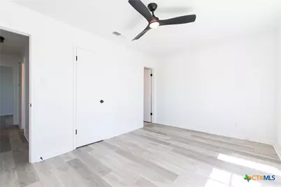 1609 Hughes Avenue, Copperas Cove, TX 76522 - Photo 14