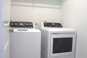 809 Riviera Ct, Seguin, TX 78155 - Photo 14