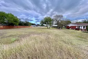 306 Dover St, Victoria, TX 77905 - Photo 22