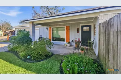 111 Avant Garde Drive, Victoria, TX 77901 - Photo 2