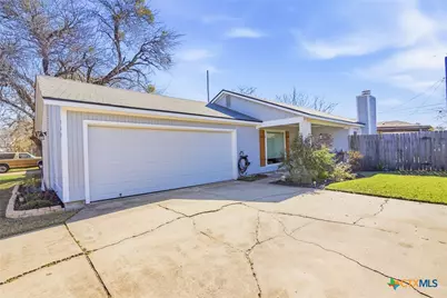 111 Avant Garde Drive, Victoria, TX 77901 - Photo 4